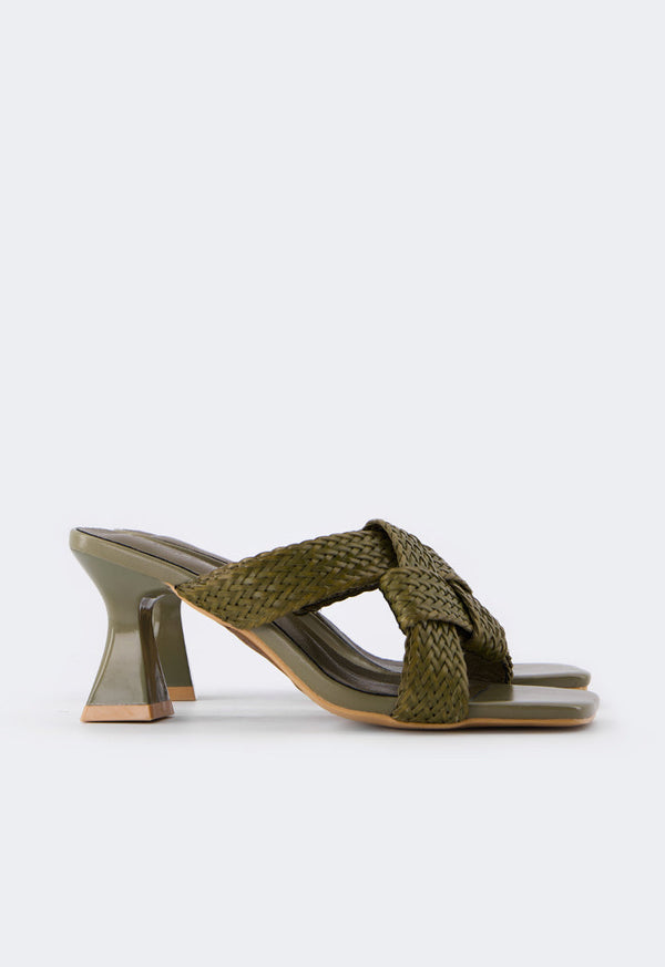 Choice Intricate Faux Straw Heeled Sandals Green