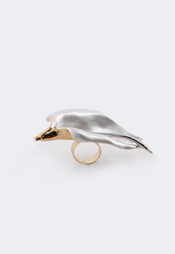 Choice Metallic Leaves Ring Gold