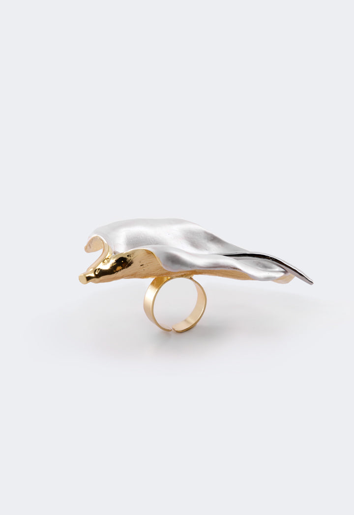 Choice Metallic Leaves Ring Gold