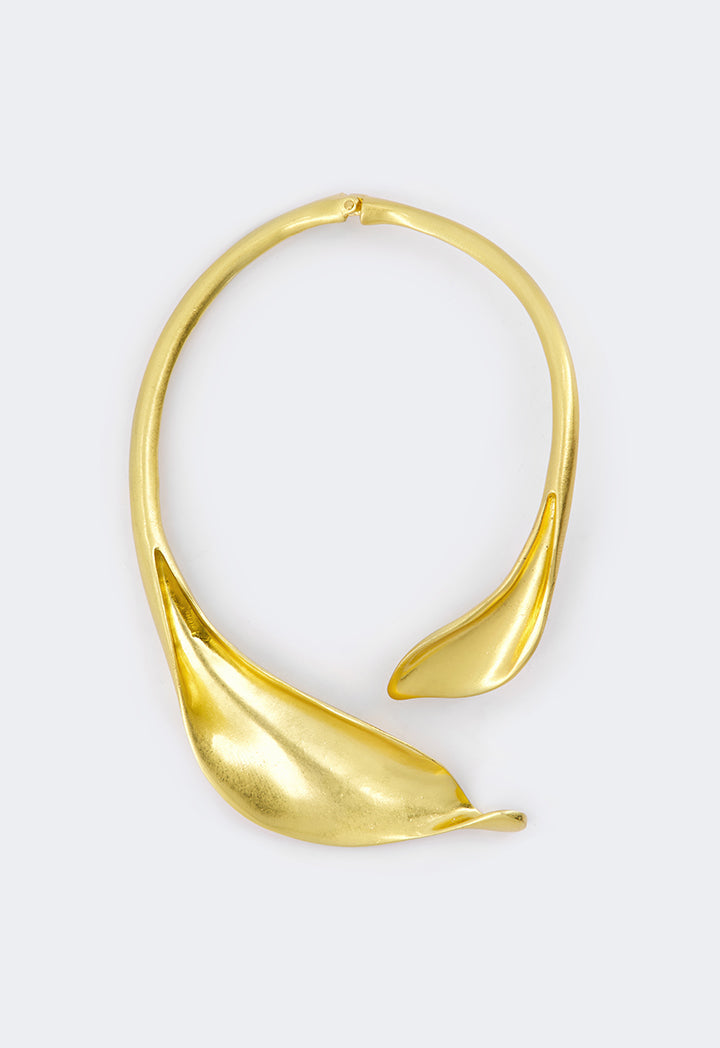 Choice Matte Leaves Choker Necklace Gold