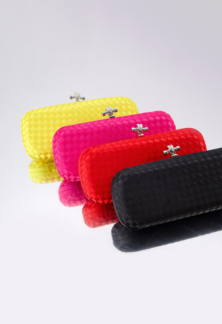 Choice Knot Clasp Woven Clutch Black