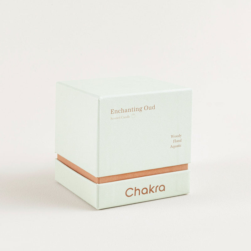 Chakra Scented Candle 200 G - Enchanting Oud Oud