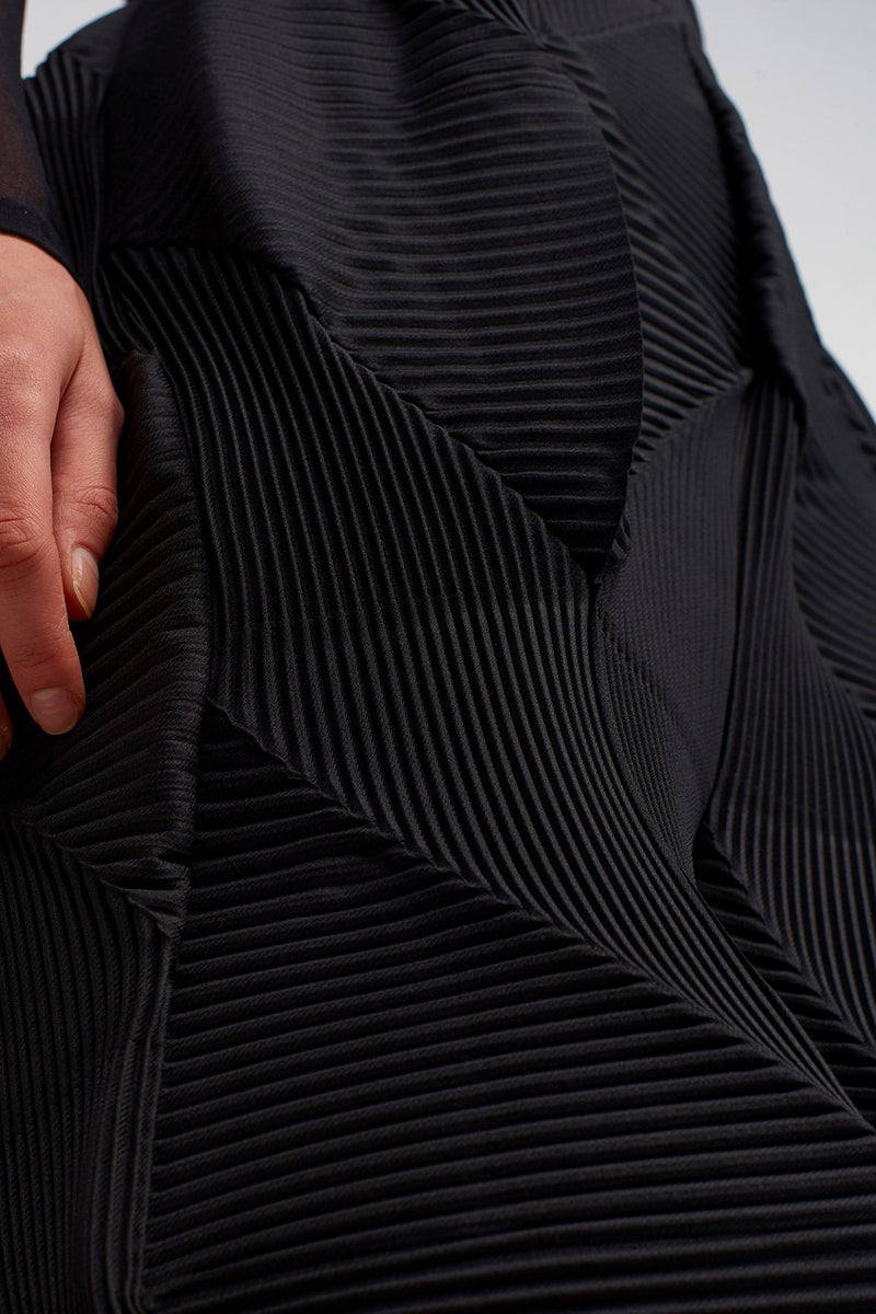 NU Asymmetric Midi Pleated Skirt Black