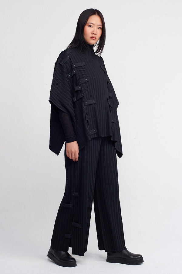Nu Snap Detail Pleated Blouse Black
