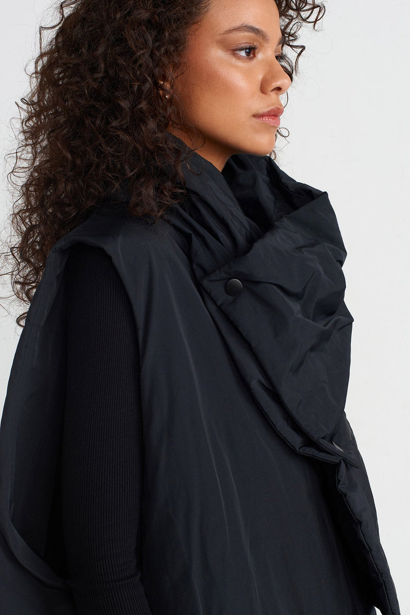 NU Oversized Collar Vest Black