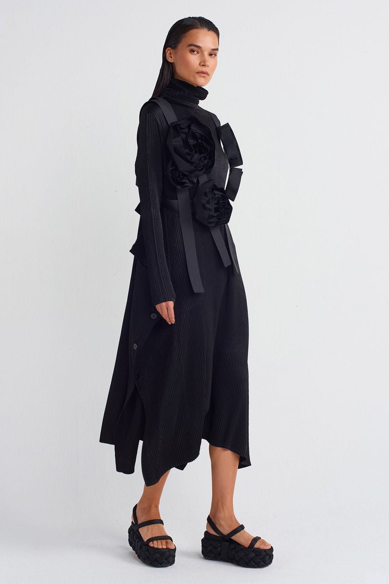 Nu Rose Appliqué Shoulder Belt Black