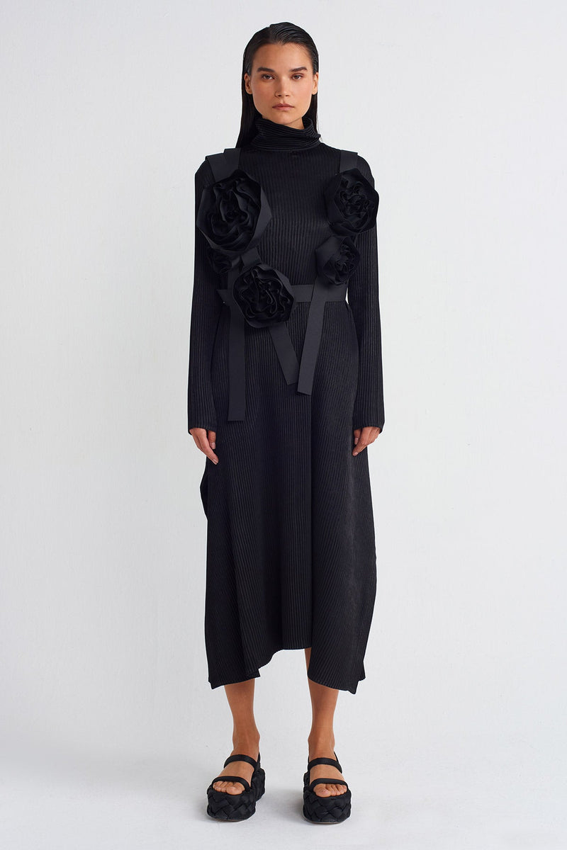 Nu Rose Appliqué Shoulder Belt Black