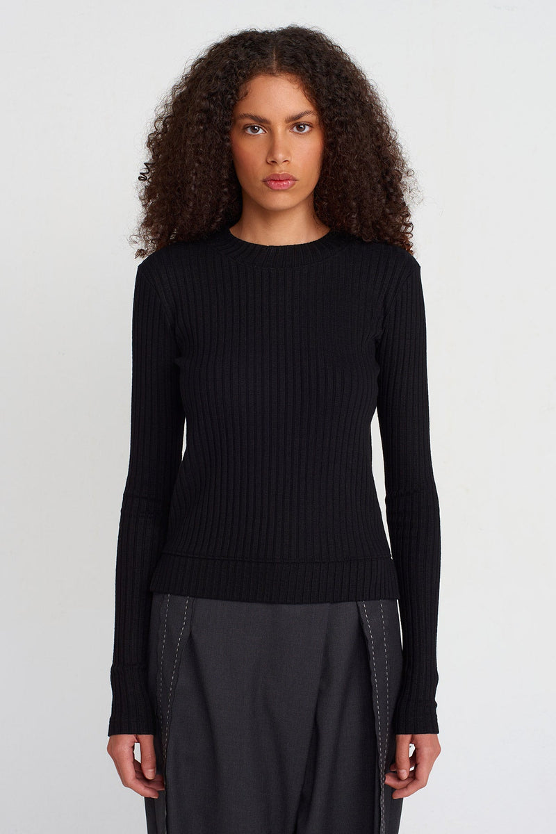 Nu Camisole Sweater Black