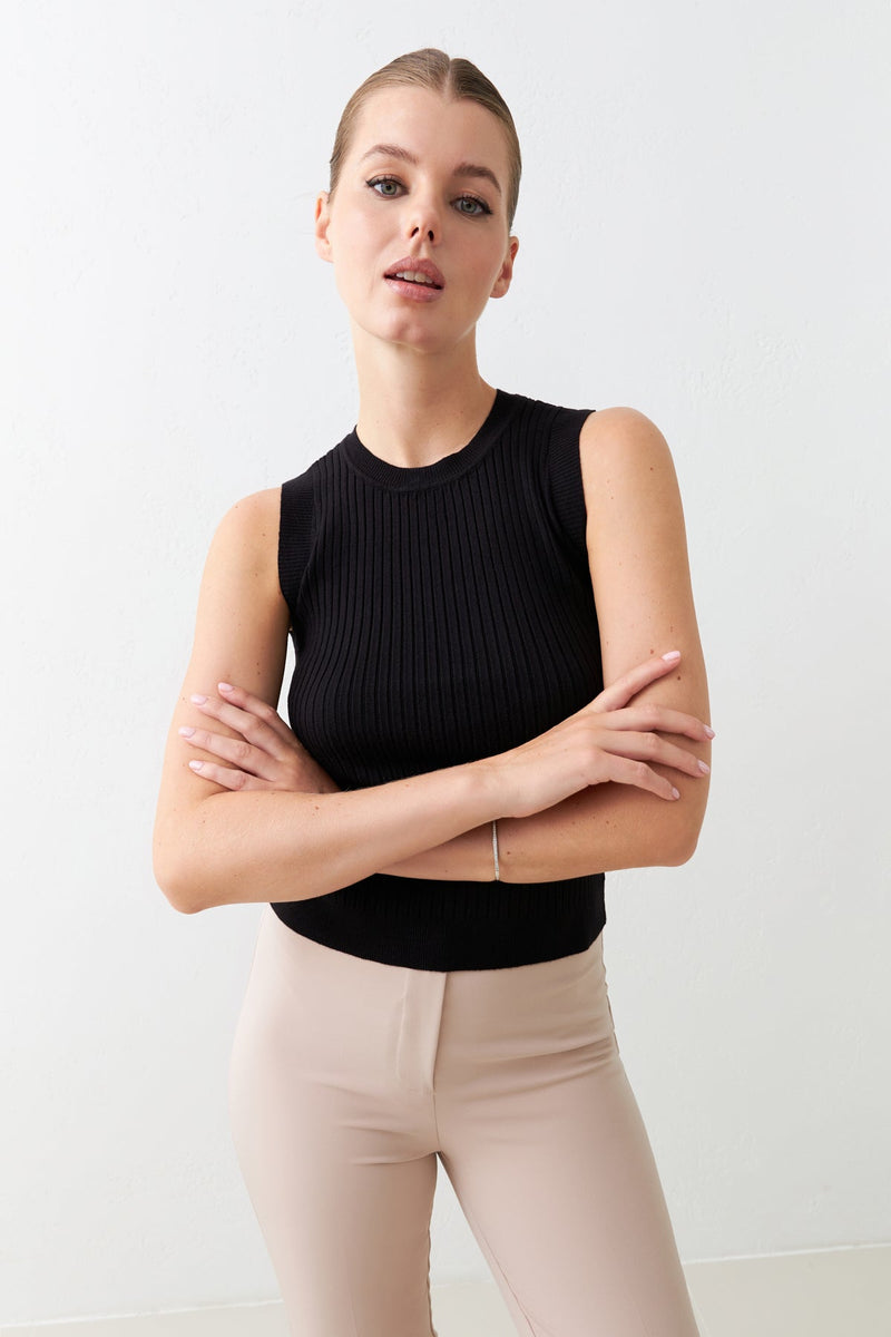 Setre Stripe Detailed Sleeveless Knitwear Black