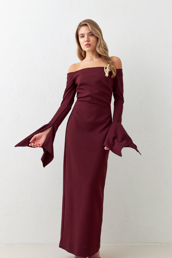 Setre Full Fit Midi Dress With Shoulder And Sleeve Detail Burgundy