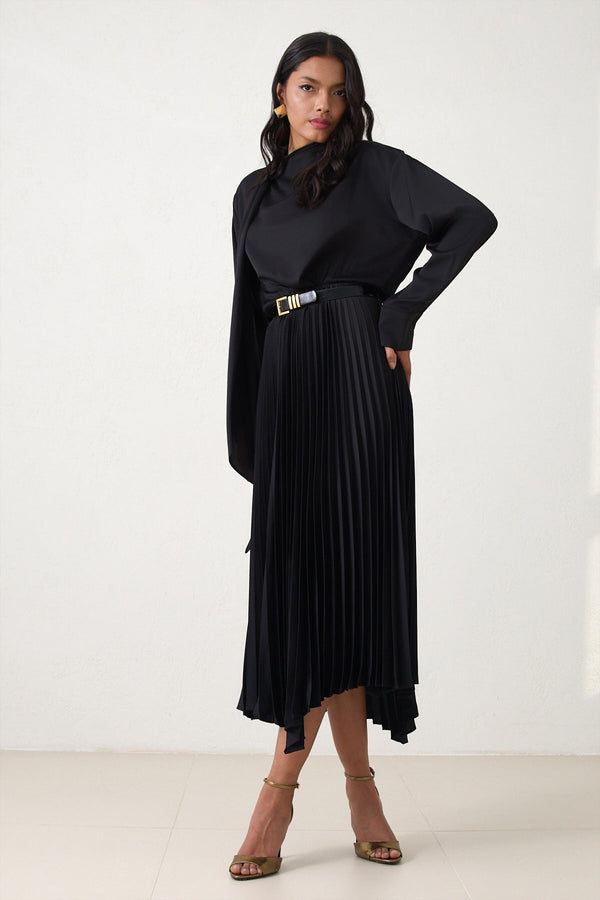 Setre Belt Detailed Pleated Midi Dress Black