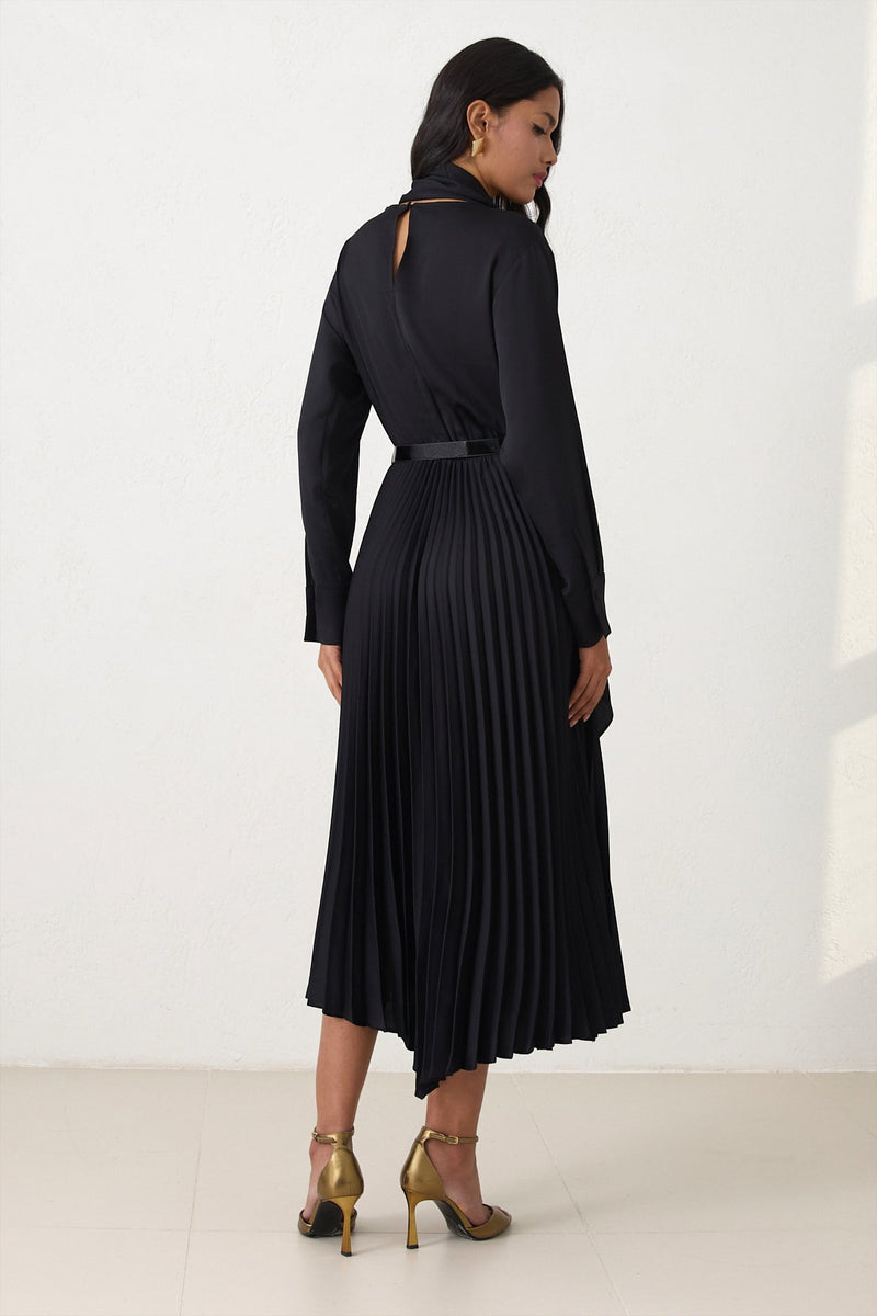 Setre Belt Detailed Pleated Midi Dress Black