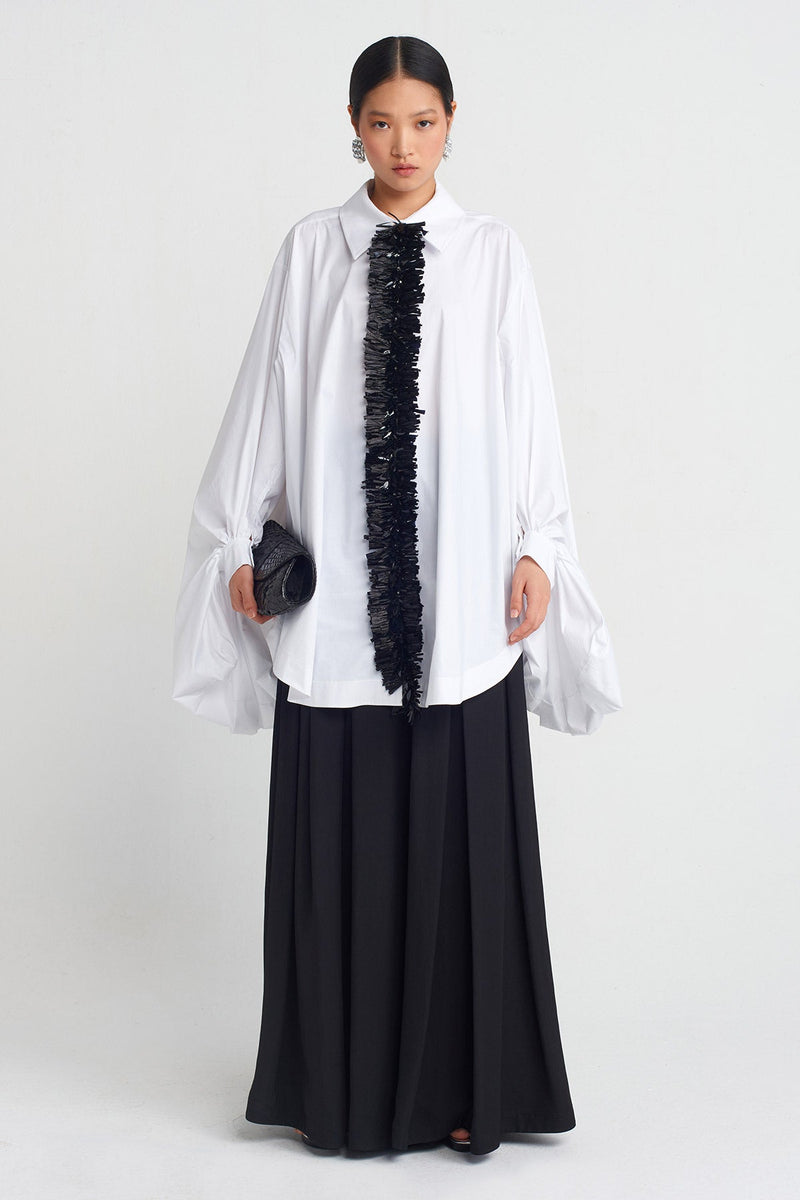 NU Elegant Shirt With Appliqué Details Off White