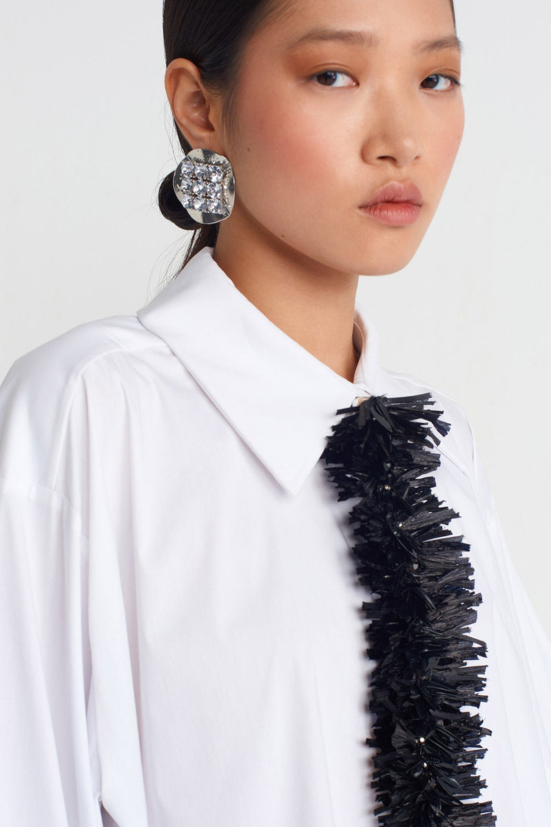 NU Elegant Shirt With Appliqué Details Off White