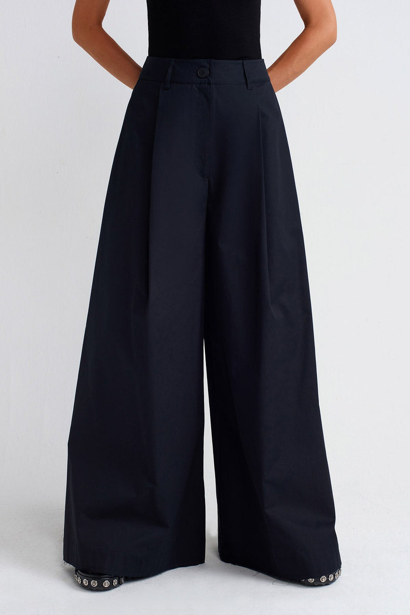 NU Wide-Leg Poplin Trousers Black
