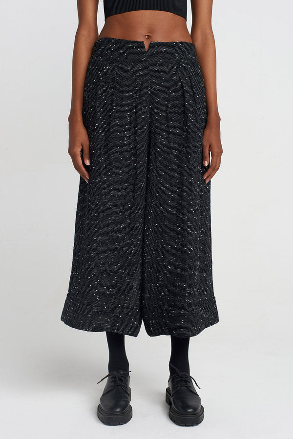 NU Textured Fabric Pants Black