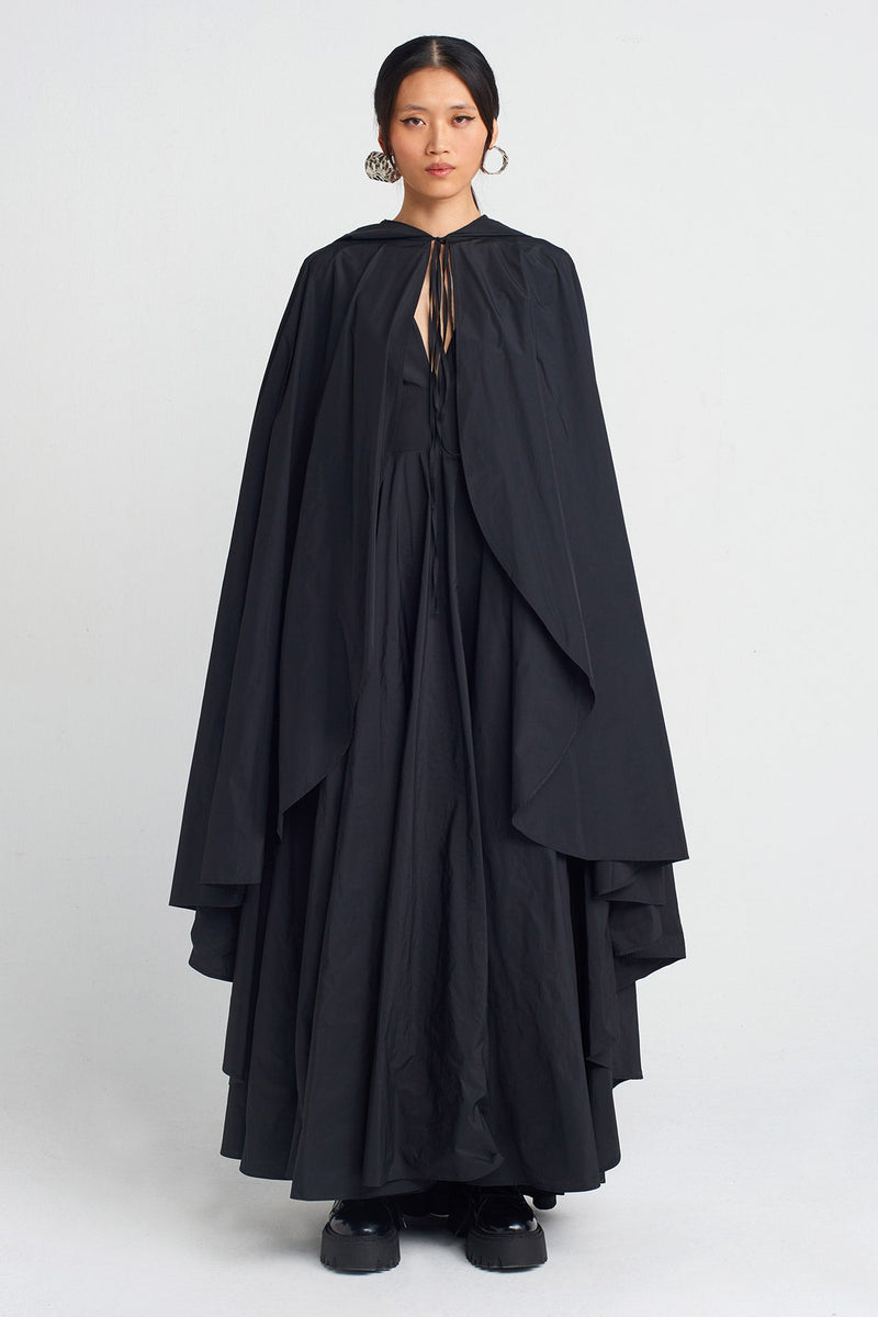 NU Taffeta Cape Black