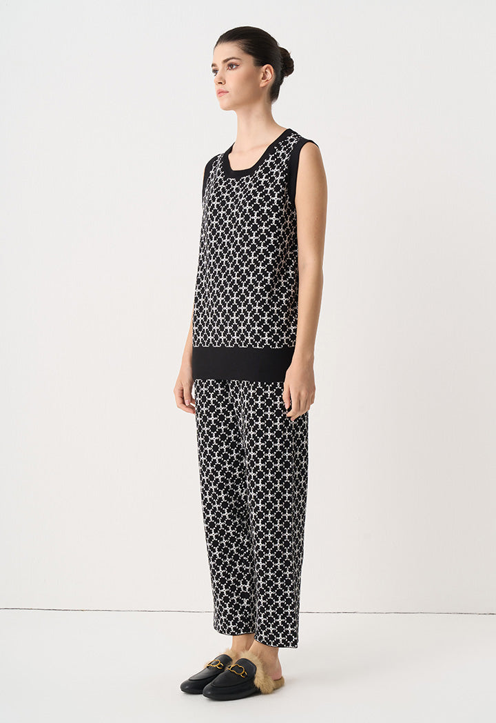 Choice Knitted Sleeveless Monogram Top Black/Cream