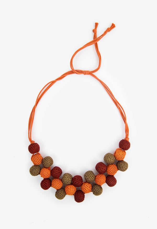 Choice Round Pendant Detail Necklace Multicolor
