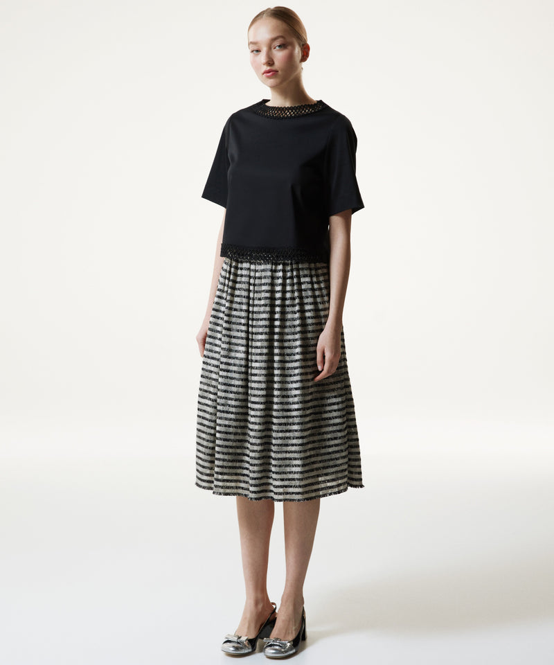 Machka Line Pattern Textured Skirt Black